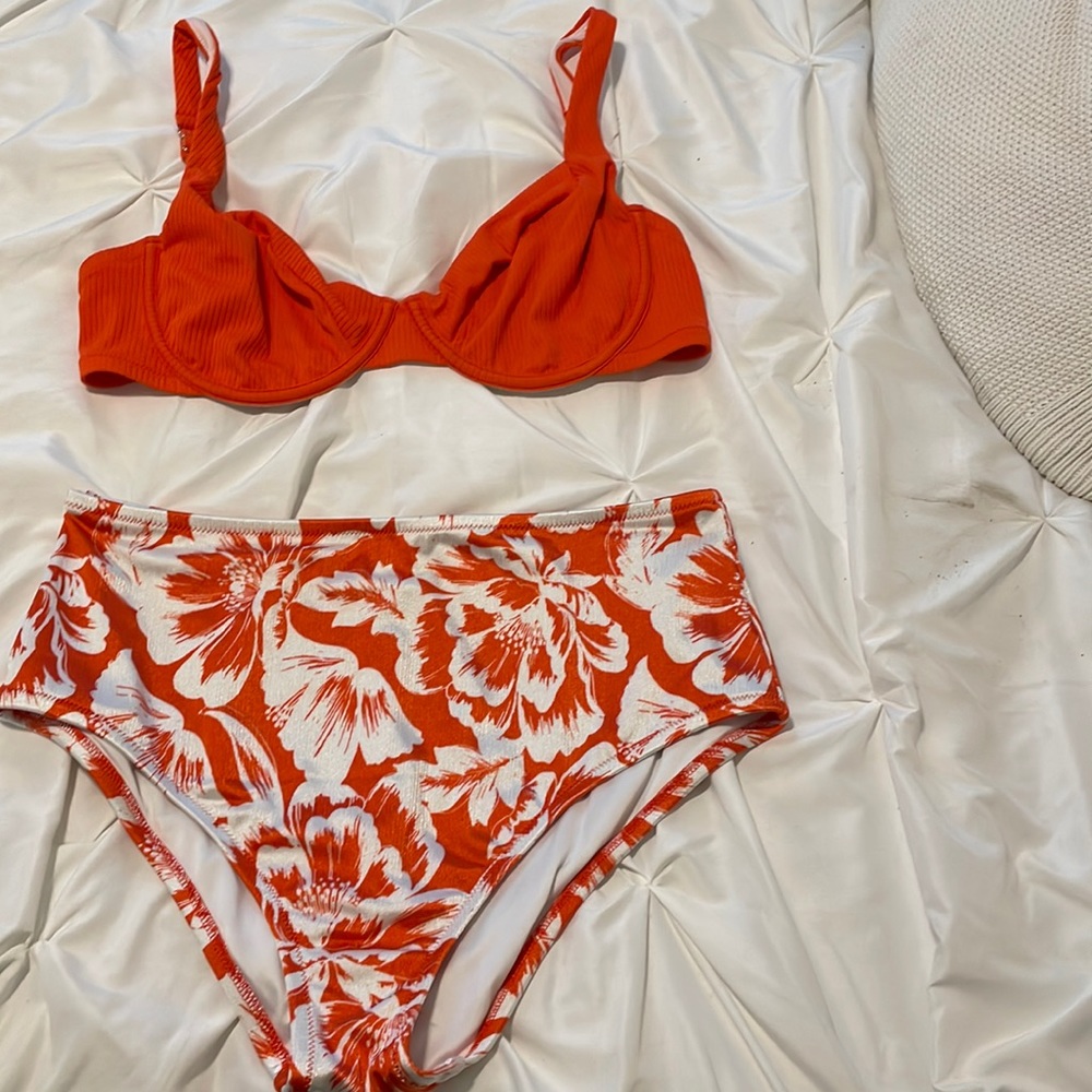 Bikini Set - image 1